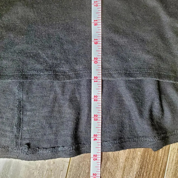 Victoria's Secret Black Women's Cropped Open Back Tank Top Size Large EUC - Picture 9 of 15